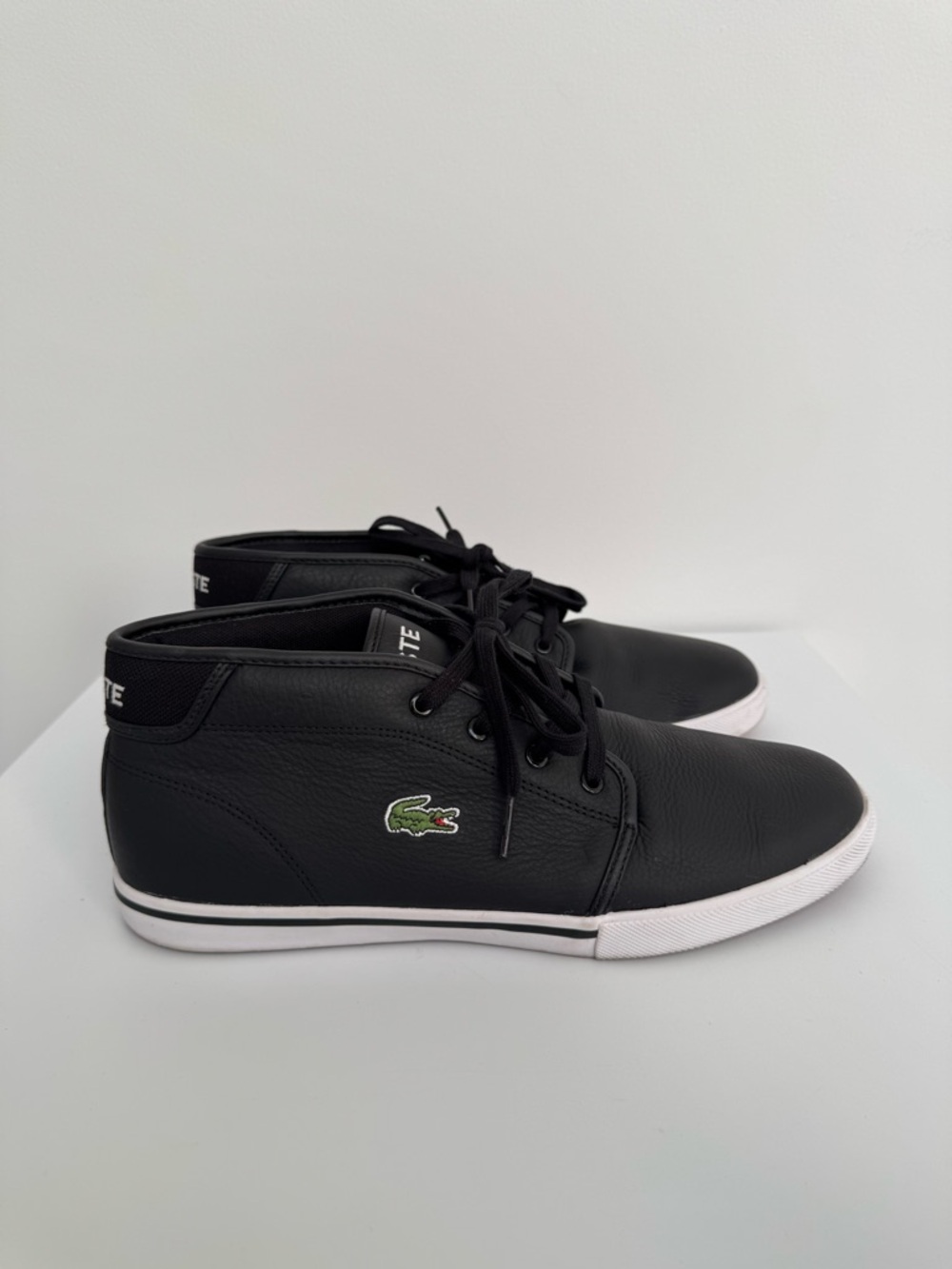 Lacoste Ampthill LCR3 Black Leather Sneakers, Men's Size 10.5